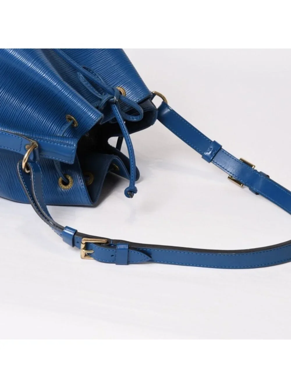 Louis Vuitton this authentic
